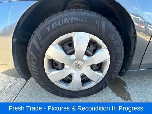 Used 2009 Toyota Camry LE FWD image 10