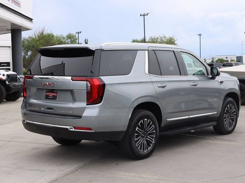 New 2026 GMC Yukon Elevation w/ Elevation Premium Package AWD/4WD image 6
