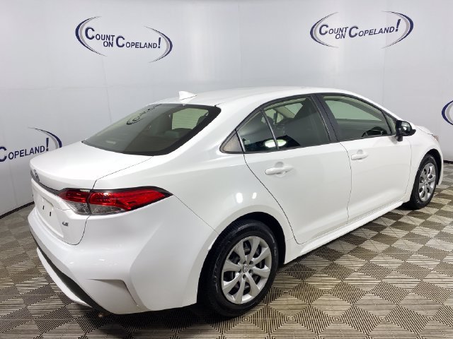 Certified 2022 Toyota Corolla LE FWD image 7