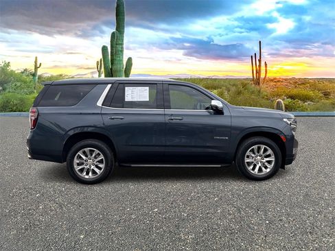 Used 2021 Chevrolet Tahoe Premier w/ Premium Package image 3