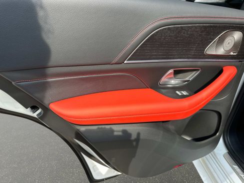 New 2025 Mercedes-Benz GLE 53 AMG AMG 53 4MATIC+ SUV image 12