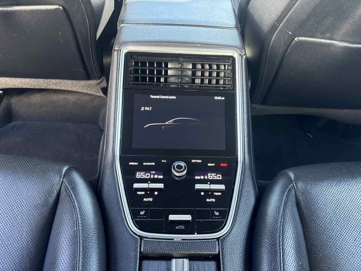 Used 2022 Porsche Panamera Platinum Edition w/ Assistance Package RWD image 13