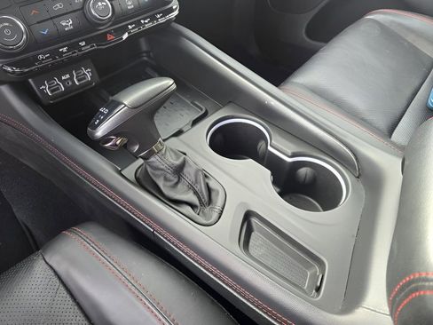 Used 2025 Dodge Durango GT image 20