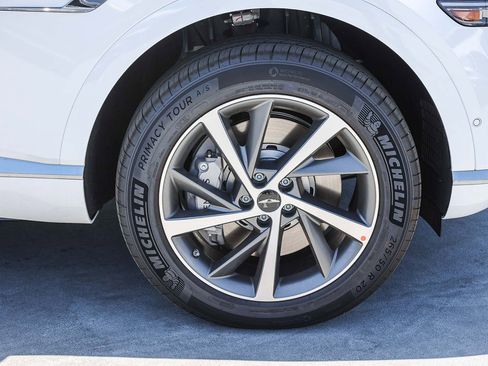 New 2026 Genesis GV80 3.5T Advanced image 9