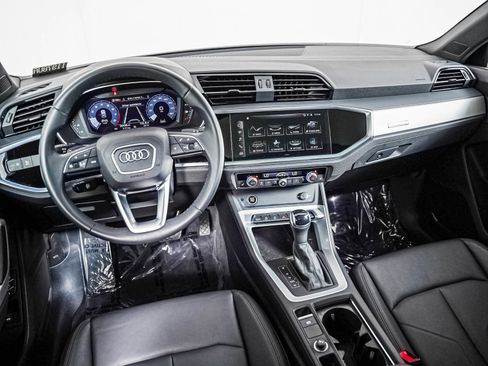 Used 2023 Audi Q3 2.0T Premium w/ Convenience Package AWD/4WD image 14