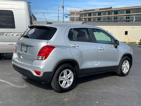 Used 2020 Chevrolet Trax LS w/ Tint and Cruise Package FWD image 7