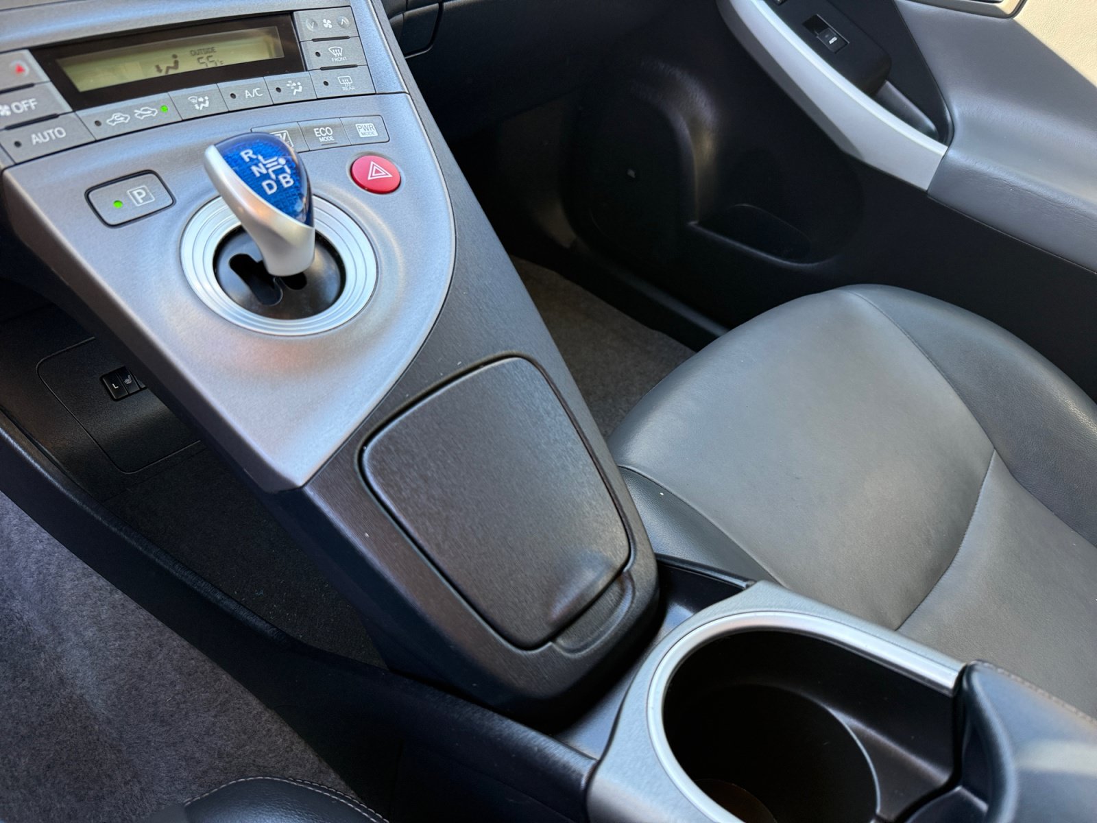 Used 2013 Toyota Prius Four FWD image 13