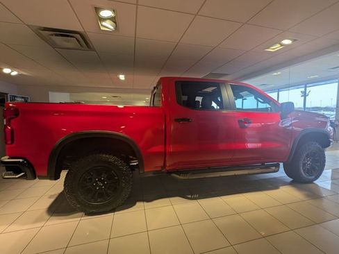New 2026 Chevrolet Silverado 1500 ZR2 image 8