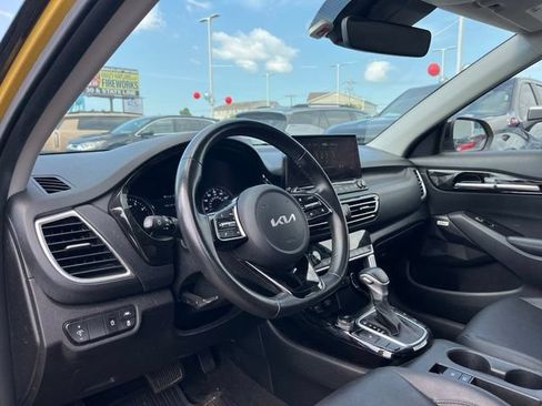 Certified 2022 Kia Seltos SX AWD/4WD image 18