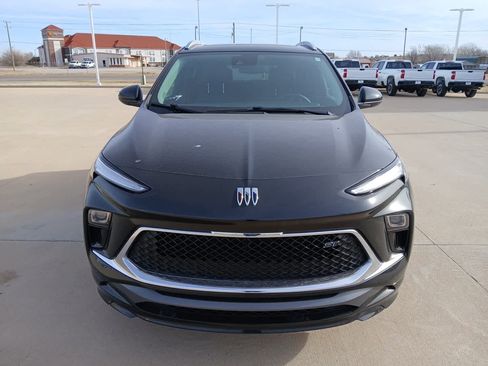 Used 2024 Buick Encore GX Sport Touring w/ Experience Buick Package image 14