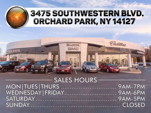 Used 2023 GMC Acadia SLE w/ Driver Convenience Package image 10