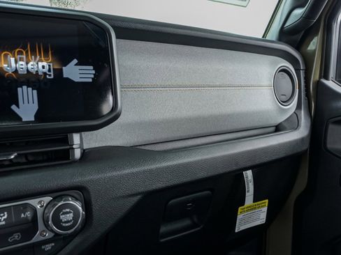 New 2026 Jeep Gladiator Sport image 27