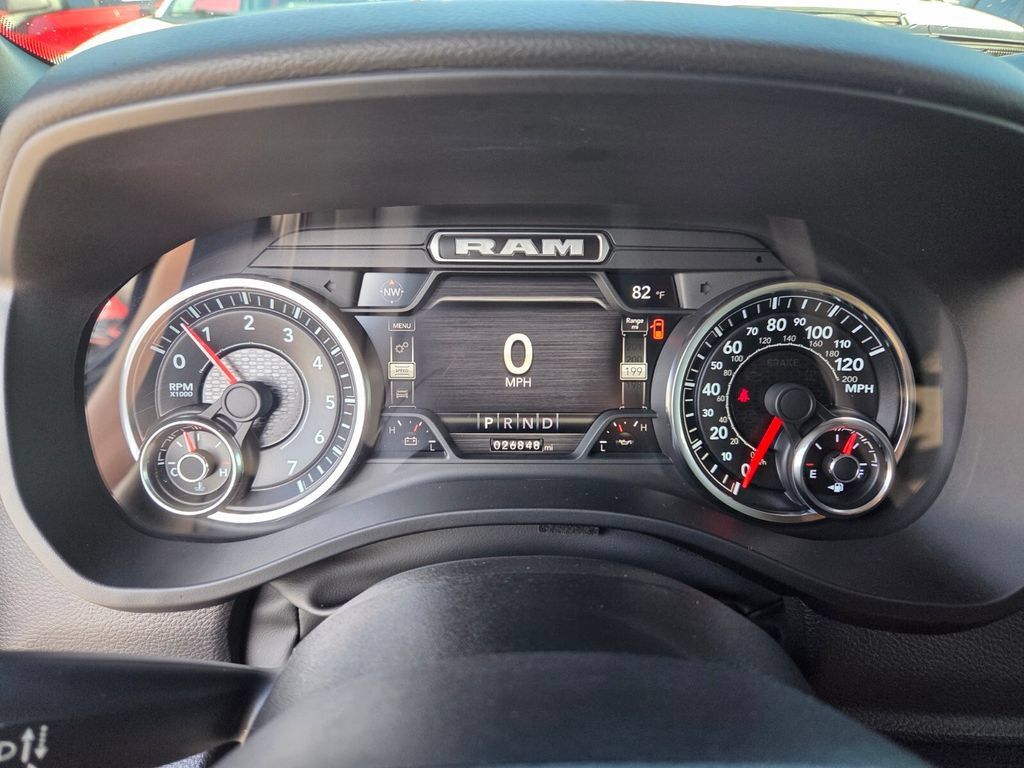 Used 2022 RAM 1500 Big Horn AWD/4WD image 35