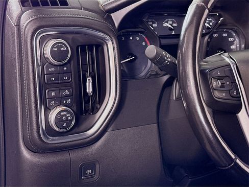 Used 2020 GMC Sierra 1500 SLT w/ SLT Premium Package image 4