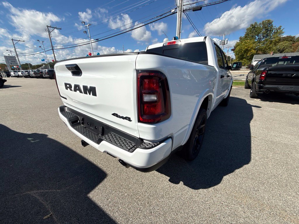 New 2027 RAM 1500 Laramie AWD/4WD image 5