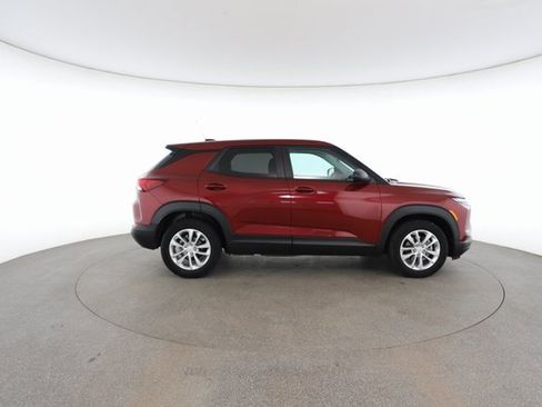 Used 2025 Chevrolet TrailBlazer LS w/ LS Convenience Package image 22