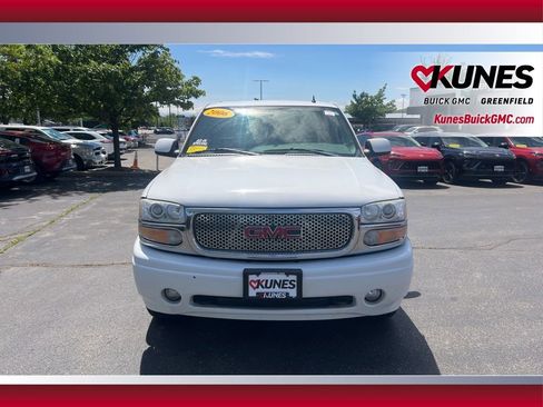 Used 2006 GMC Sierra 1500 Denali w/ Onstar Plus Package AWD/4WD image 12