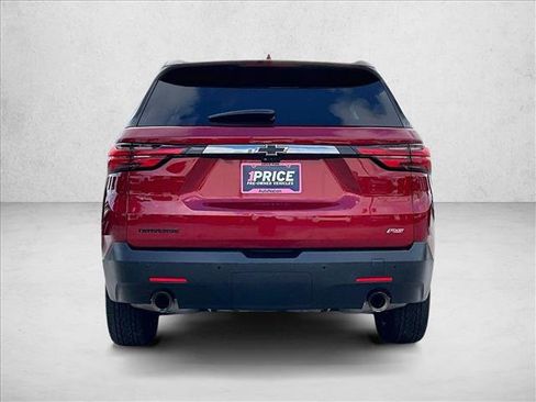 Used 2022 Chevrolet Traverse RS image 4