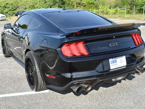Used 2019 Ford Mustang GT image 8