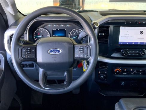 Used 2022 Ford F150 XLT w/ XTR Package AWD/4WD image 6