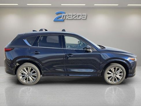 New 2025 MAZDA CX-5 Signature image 6