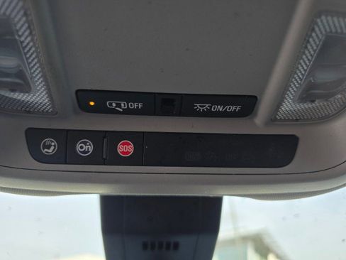 Used 2020 Chevrolet Equinox LT image 37