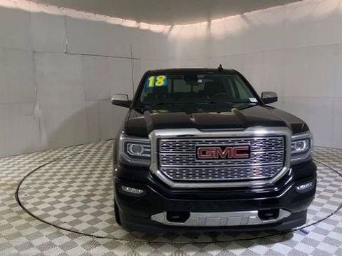 Used 2018 GMC Sierra 1500 Denali AWD/4WD image 3