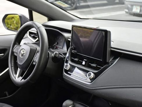 Used 2023 Toyota Corolla SE image 27