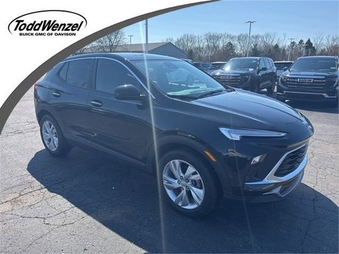 Used 2024 Buick Encore GX Preferred w/ Comfort Package image 1
