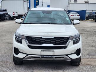 Used 2022 Kia Seltos LX video 2