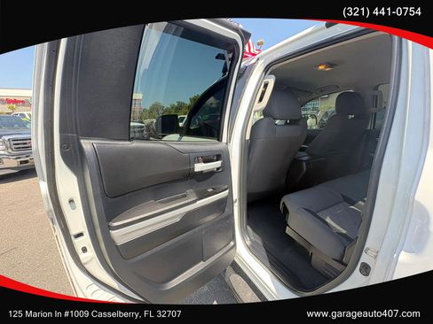 Used 2015 Toyota Tundra SR5 w/ SR5 Upgrade Package image 24