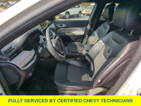 Used 2024 Jeep Compass Latitude AWD/4WD image 24