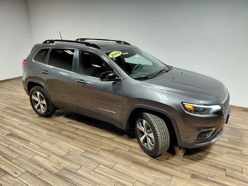 Used 2022 Jeep Cherokee Limited AWD/4WD image 10