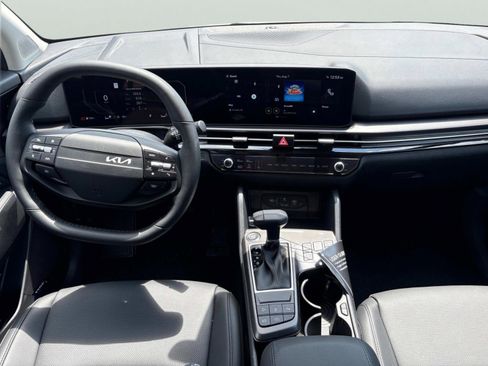 New 2026 Kia Sportage SX image 16