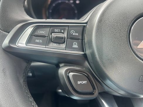 Used 2025 Dodge Hornet GT AWD/4WD image 9