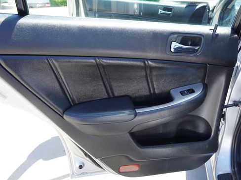 Used 2006 Honda Accord EX-L image 23
