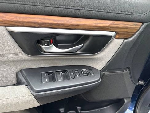 Used 2019 Honda CR-V EX image 8