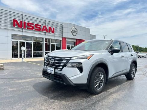 Used 2025 Nissan Rogue S AWD/4WD image 49