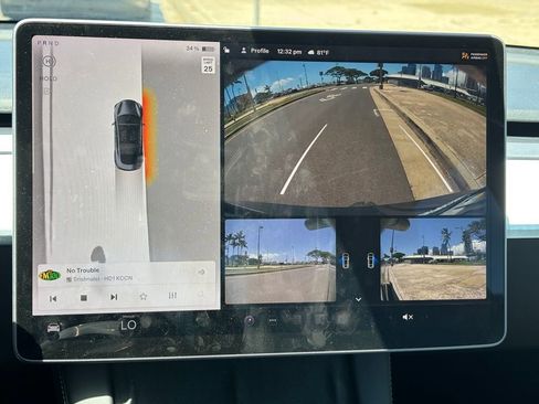 Used 2023 Tesla Model 3 Standard Range image 18