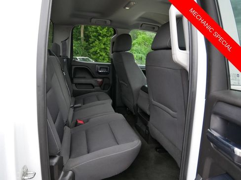 Used 2016 GMC Sierra 3500 SLE w/ SLE Preferred Package AWD/4WD image 9