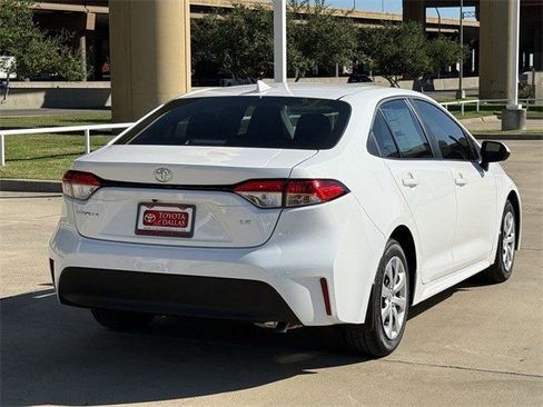 New 2026 Toyota Corolla LE image 4