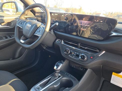 New 2026 Buick Envista Preferred w/ Convenience I Package FWD image 7