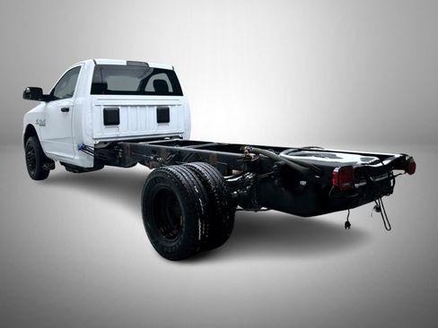 Used 2018 RAM 3500 4x4 Regular Cab DRW image 7