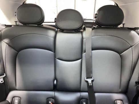 Used 2018 MINI Cooper S image 22