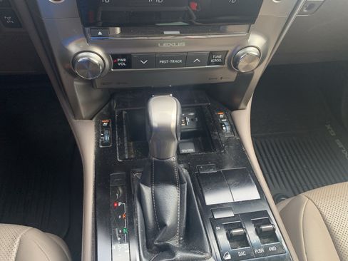 Used 2020 Lexus GX 460 Premium w/ Premium Package AWD/4WD image 26