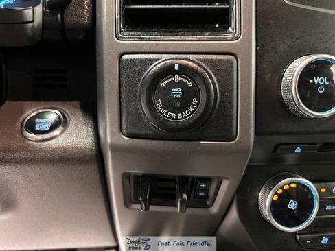 Used 2018 Ford Expedition XLT RWD image 48