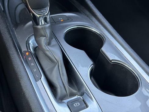 Used 2025 Chevrolet Malibu LT FWD image 23