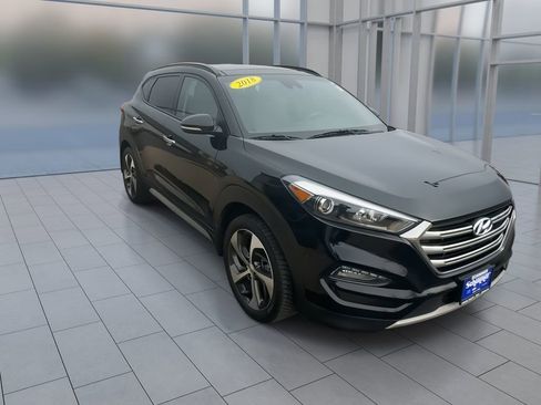 Used 2018 Hyundai Tucson Limited w/ Ultimate Package 02 image 2