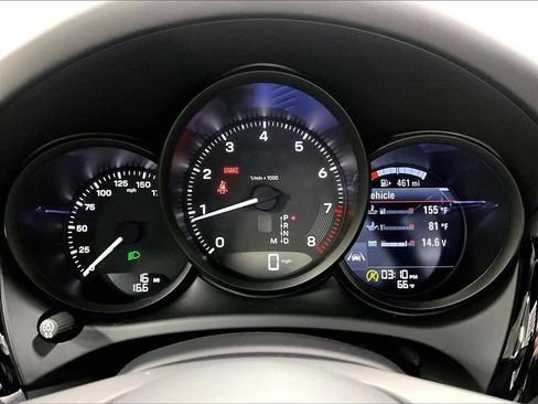 New 2026 Porsche Macan image 21