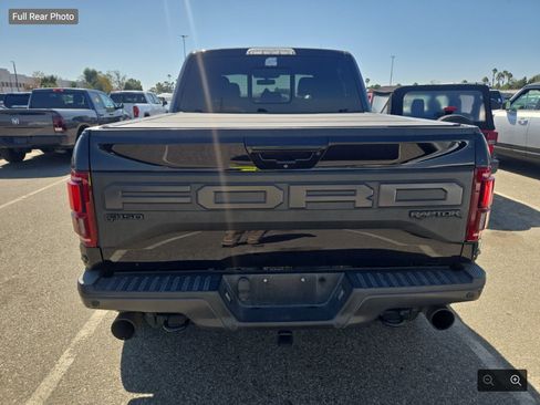 Used 2019 Ford F150 Raptor w/ Equipment Group 802A Luxury AWD/4WD image 6